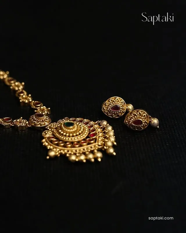 Gold-Plated Kempu Stone Necklace Set with Pearl Drops - Image 3