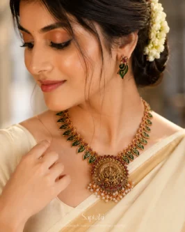 Lakshmi Mayura Haaram Temple Jewellery Necklace Set with Earrings