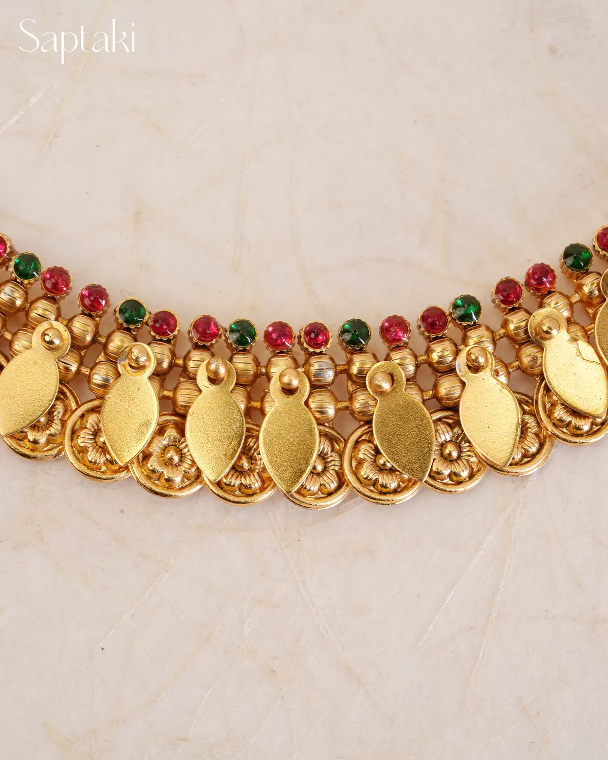 Emerald Ruby Illakkathali Leaf Heritage Necklace Set - Image 5